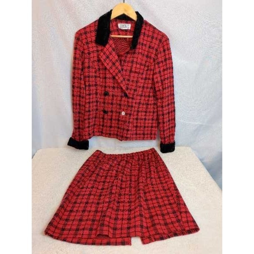 STUDIO C Red Black Plaid Blazer Jacket & Skirt Set Women's Size M